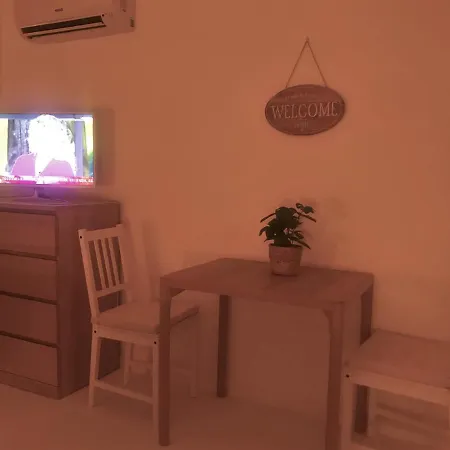 Magenta Monopoli